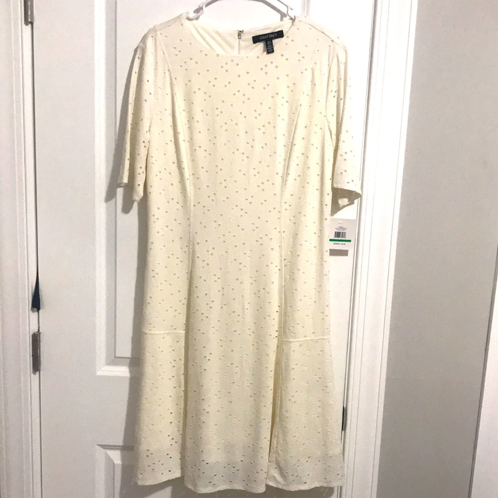 Ellen Tracy size L eyelet dress lined and stretch off white